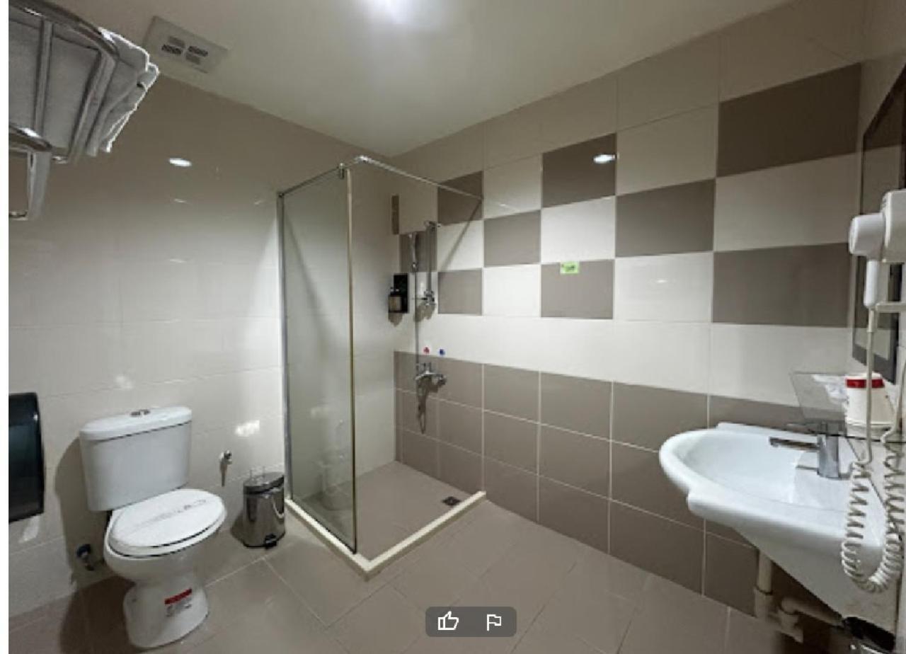 Hua Xiang Motel - Arena Kaohsiung Extérieur photo