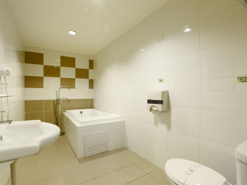 Hua Xiang Motel - Arena Kaohsiung Extérieur photo