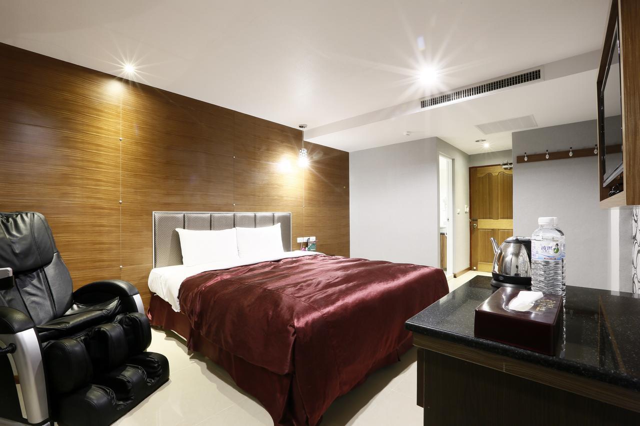 Hua Xiang Motel - Arena Kaohsiung Extérieur photo